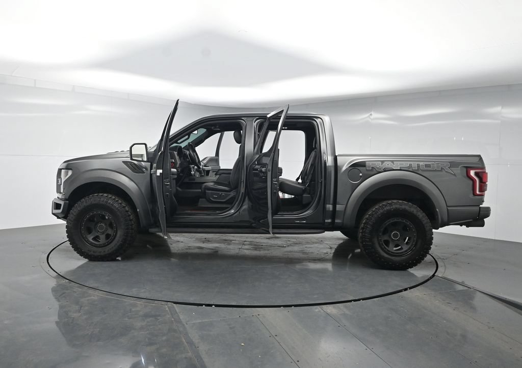 Used 2018 Ford F150 Raptor w/ Equipment Group 802A Luxury AWD/4WD image 48