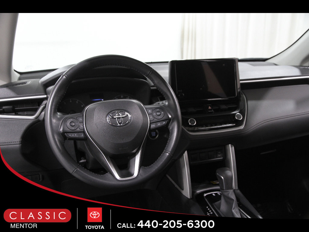 Certified 2023 Toyota Corolla Cross LE w/ Moonroof Package AWD/4WD image 6