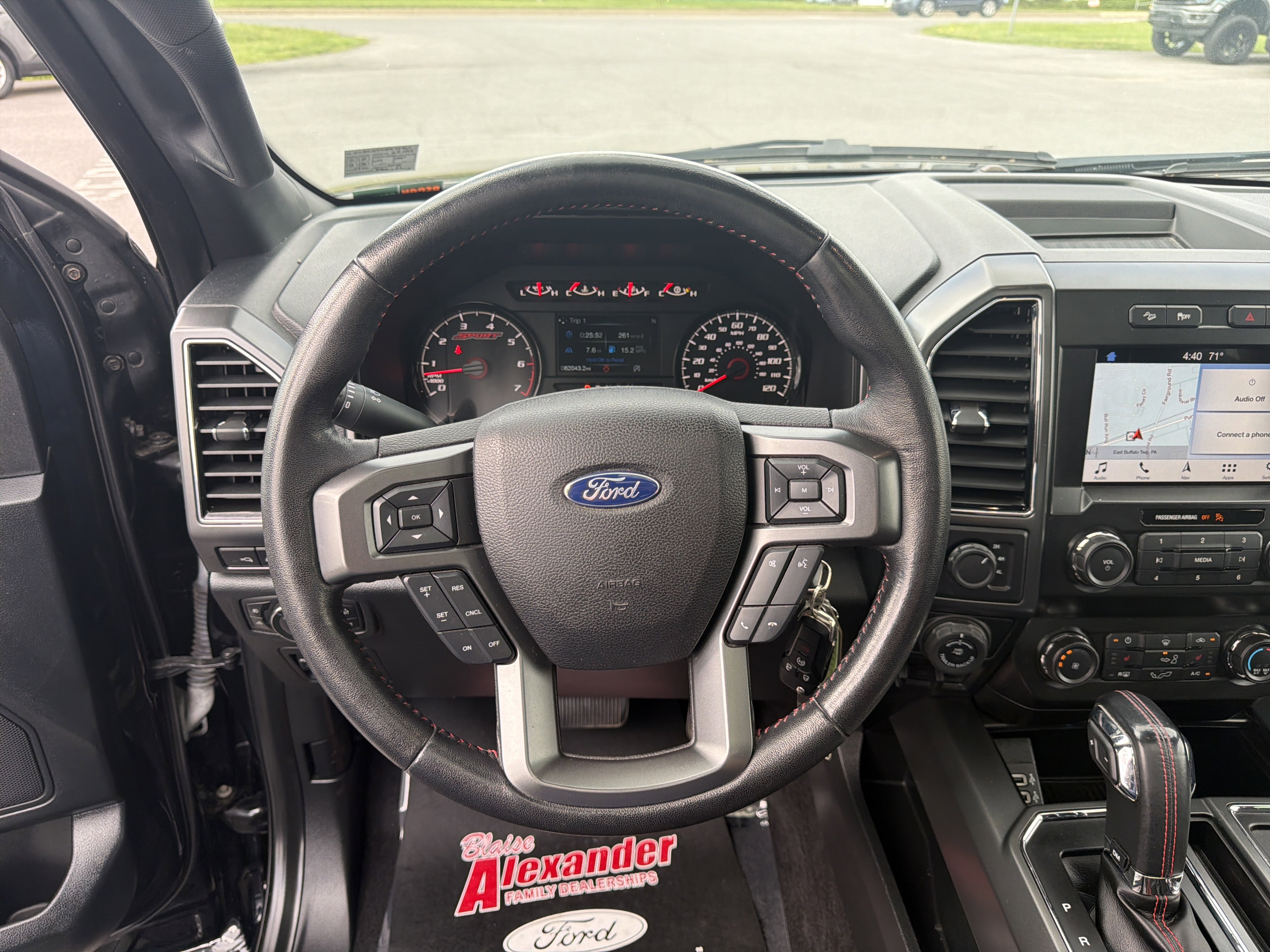 Used 2019 Ford F150 XLT w/ Equipment Group 302A Luxury AWD/4WD image 17
