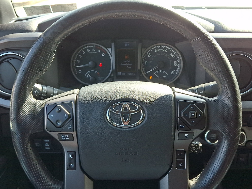 Used 2020 Toyota Tacoma TRD Pro AWD/4WD image 19