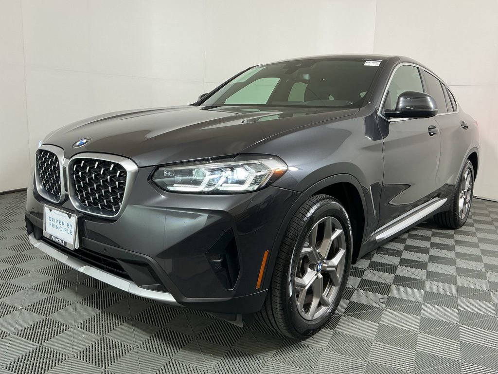 Certified 2022 BMW X4 xDrive30i w/ Premium Package 2 image 2