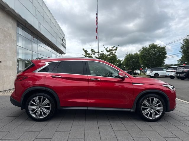 Used 2021 INFINITI QX50 Sensory AWD/4WD image 2