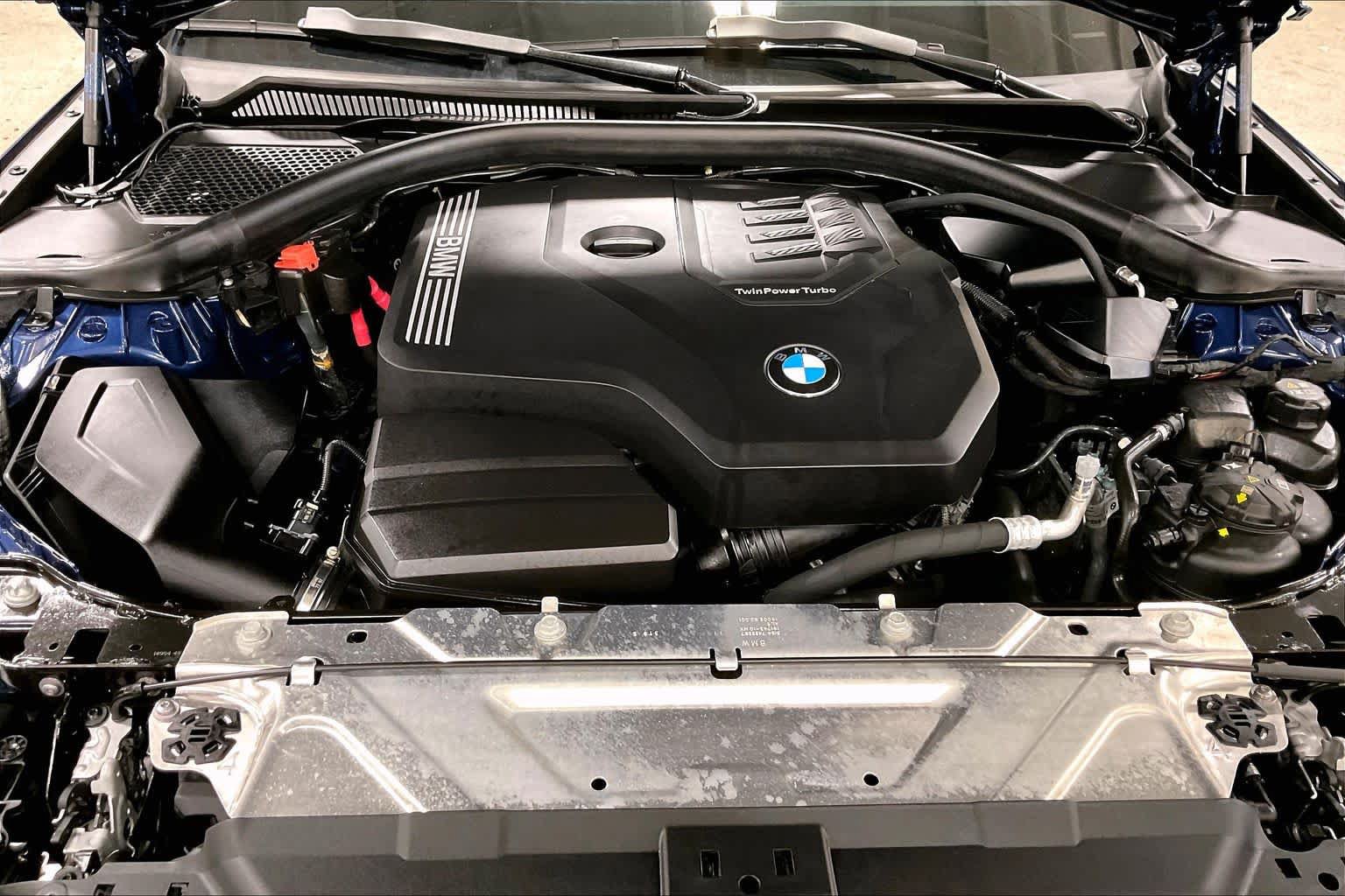 Used 2024 BMW 330i xDrive Sedan w/ Convenience Package AWD/4WD image 32