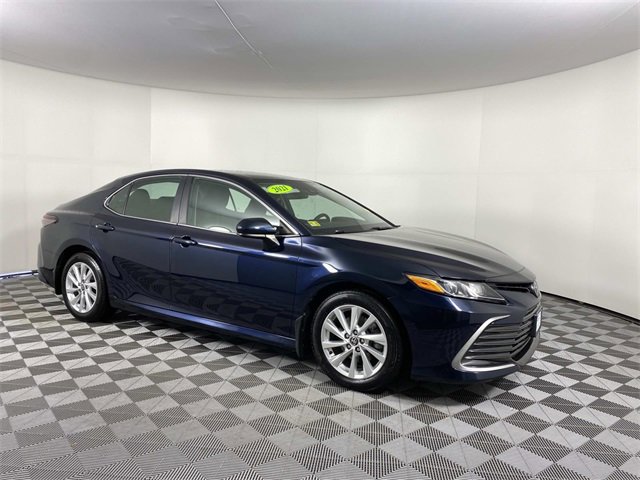 Used 2021 Toyota Camry LE w/ Carpet Mat Package (TMS) image 1