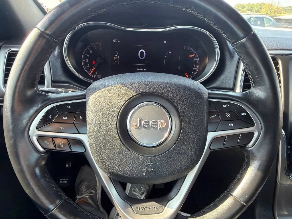 Used 2018 Jeep Grand Cherokee Limited AWD/4WD image 17
