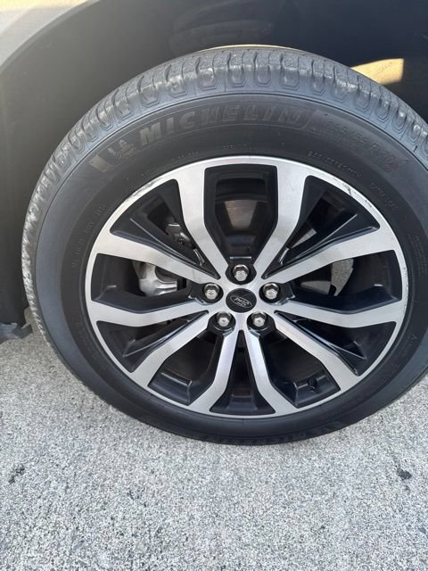Certified 2020 Ford Explorer ST w/ Premium Technology Package AWD/4WD image 25