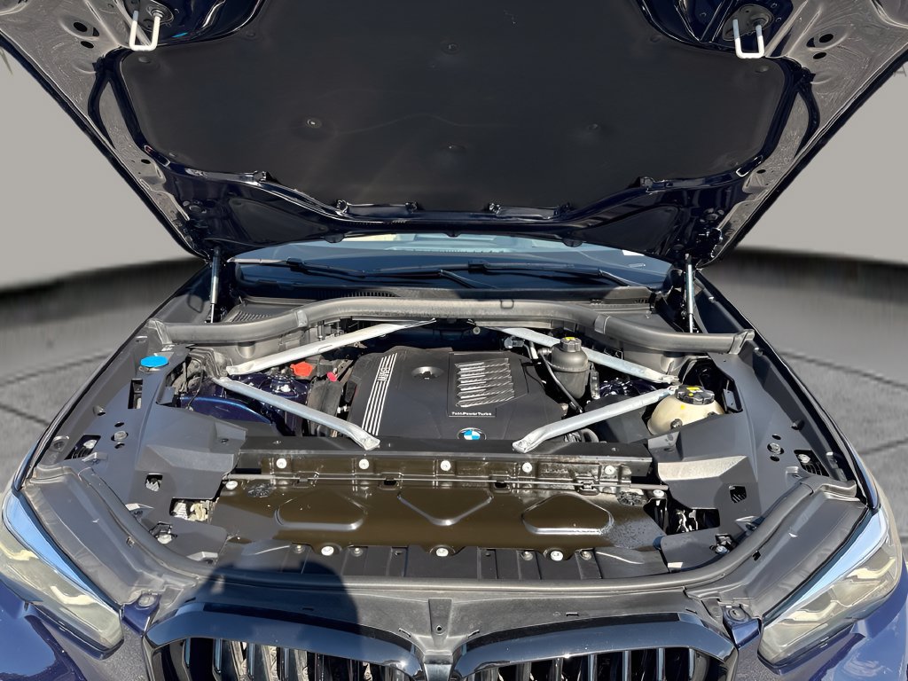 Used 2020 BMW X5 sDrive40i w/ M Sport Package RWD image 30