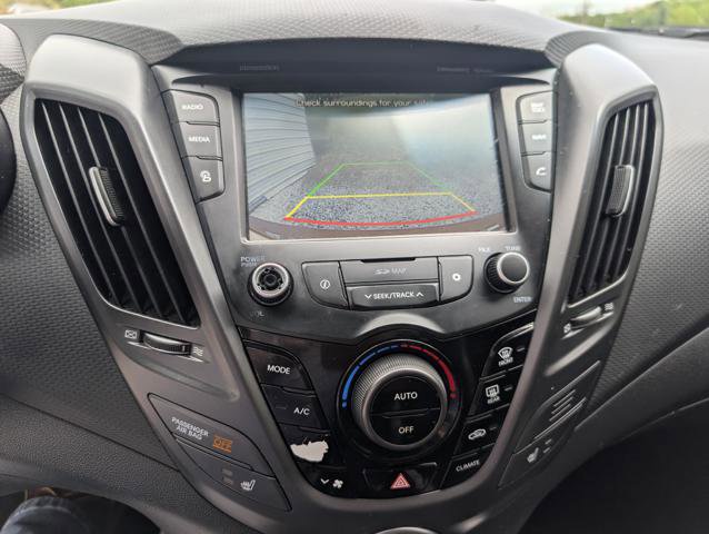 Used 2016 Hyundai Veloster Turbo w/ Option Group 04 FWD image 8