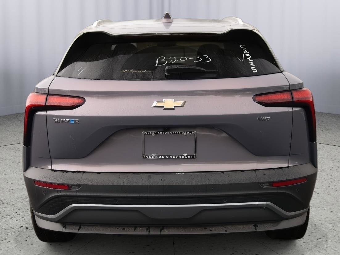 New 2025 Chevrolet Blazer EV LT image 6