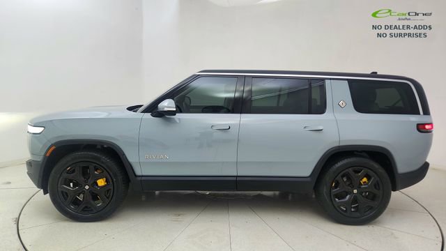 Used 2024 Rivian R1S Adventure AWD/4WD image 3