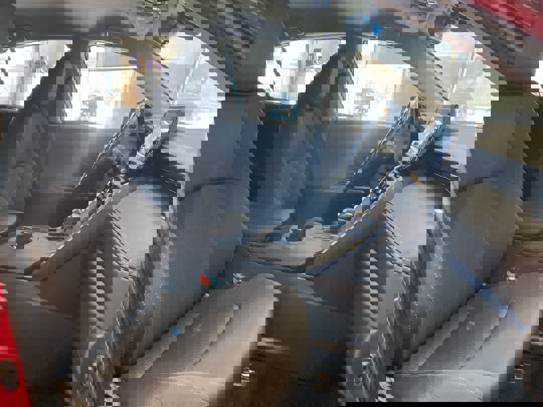 Used 2023 Toyota Venza LE image 23