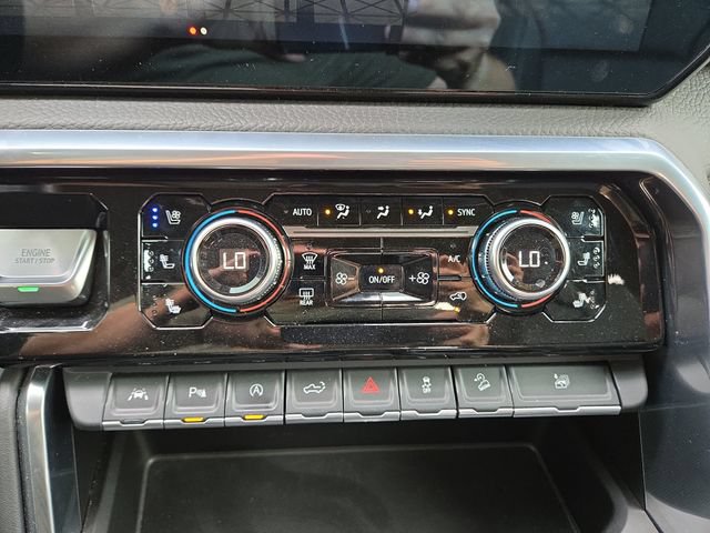 Used 2022 GMC Sierra 1500 Denali AWD/4WD image 26