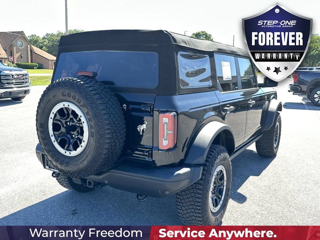 Used 2024 Ford Bronco Badlands w/ Sasquatch Package AWD/4WD image 7