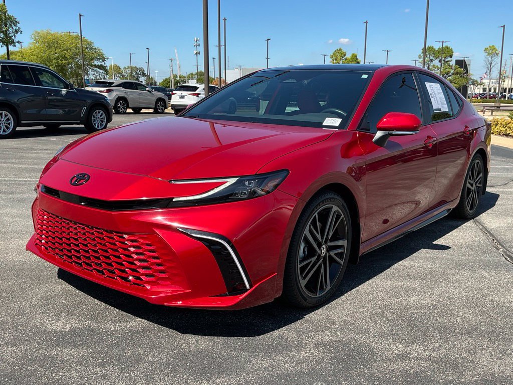 Used 2026 Toyota Camry XSE FWD image 7