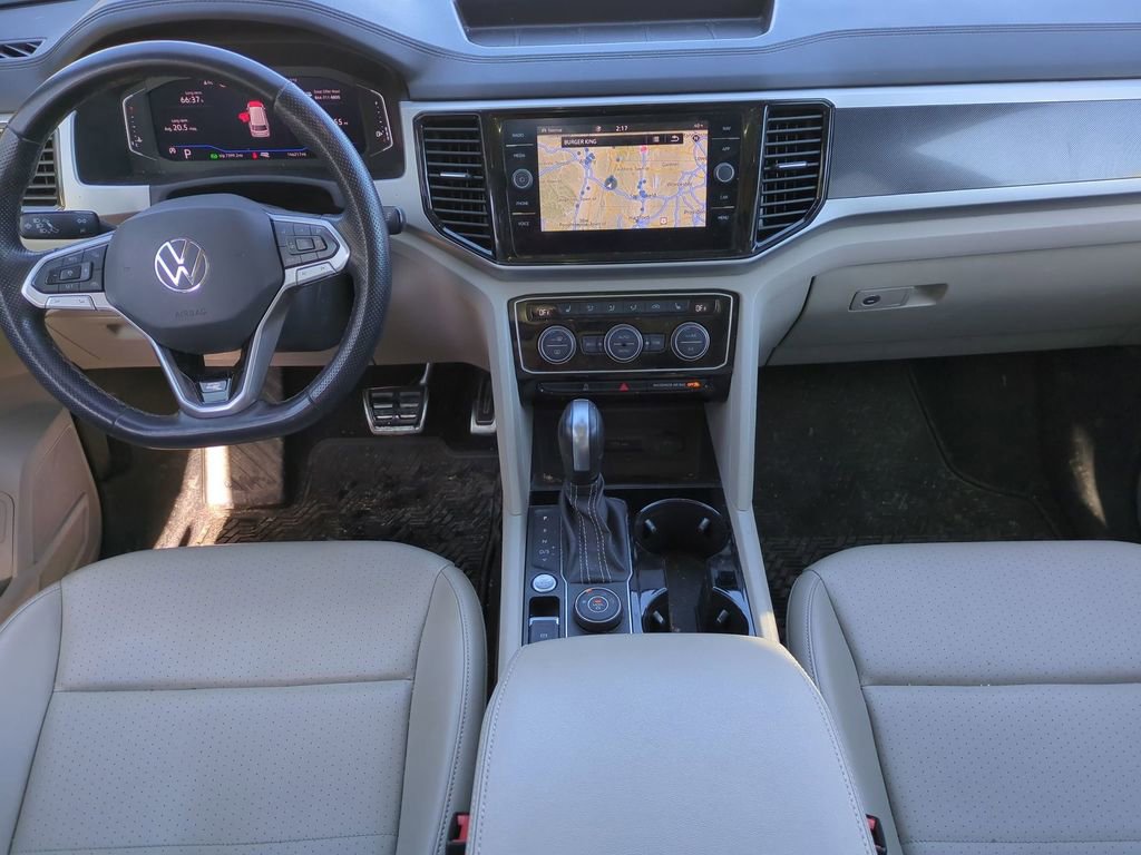 Used 2021 Volkswagen Atlas SEL R-Line image 34