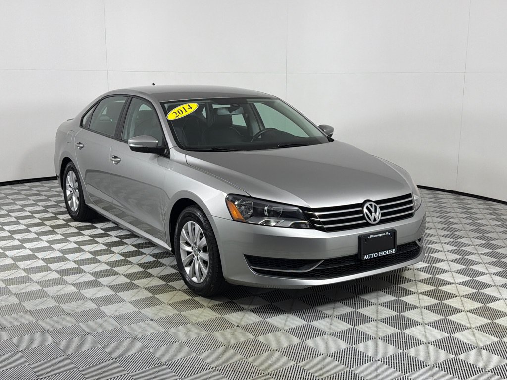 Used 2014 Volkswagen Passat 1.8T Wolfsburg Edition FWD image 3
