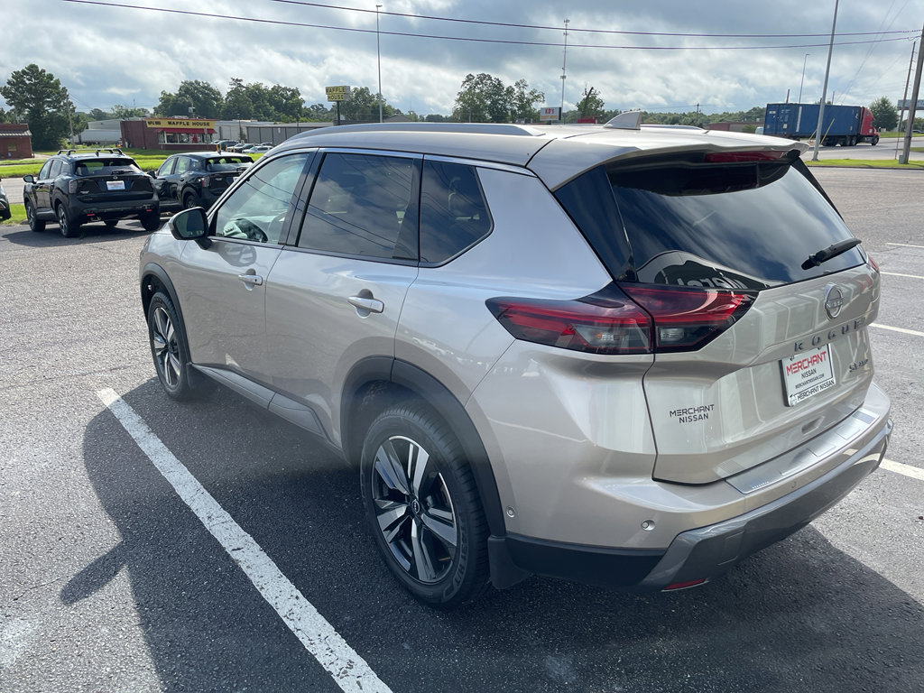 Certified 2024 Nissan Rogue SL w/ SL Premium Package image 24