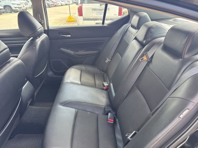 Used 2021 Nissan Altima 2.5 SR w/ SR Premium Package FWD image 10