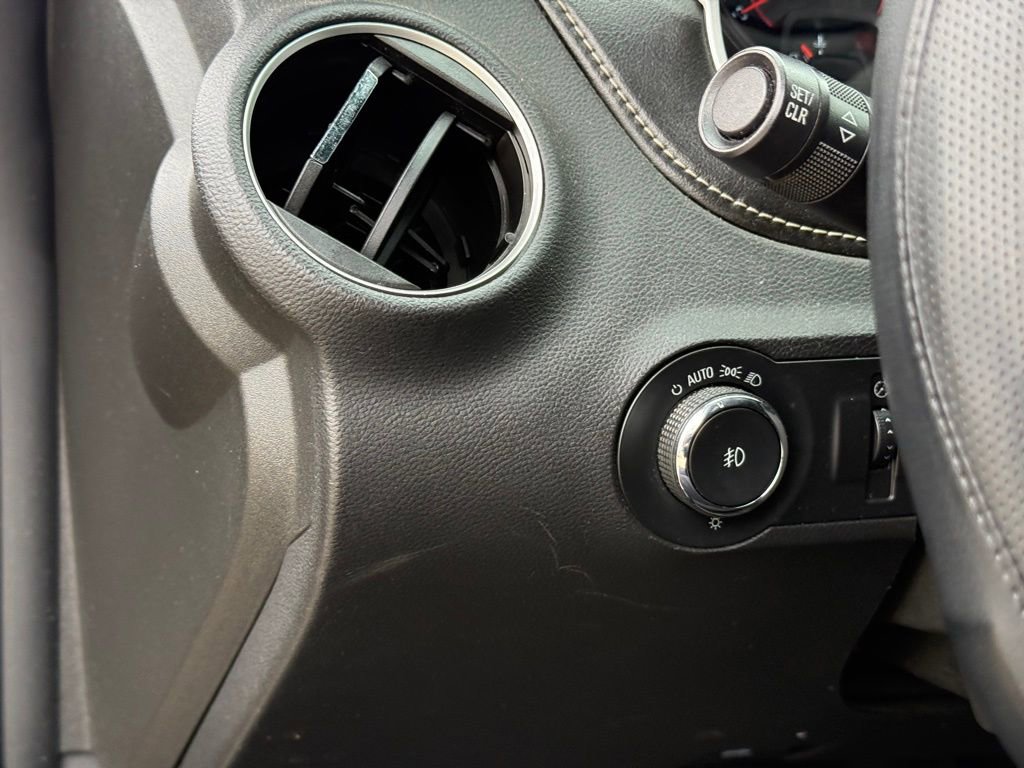 Used 2015 Chevrolet Camaro LT w/ RS Package image 18