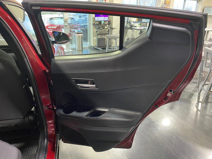 Used 2019 Toyota C-HR LE image 17