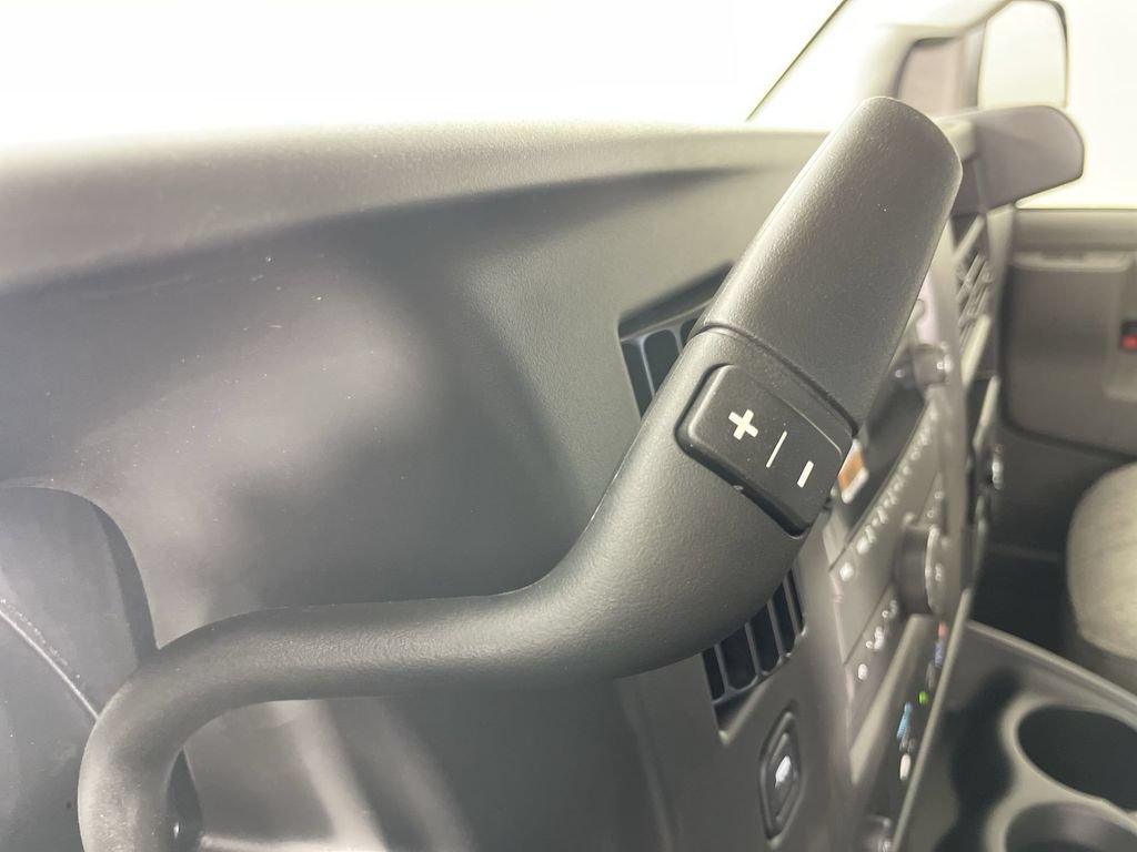 New 2025 GMC Savana 2500 Extended w/ Driver Convenience Package RWD image 15