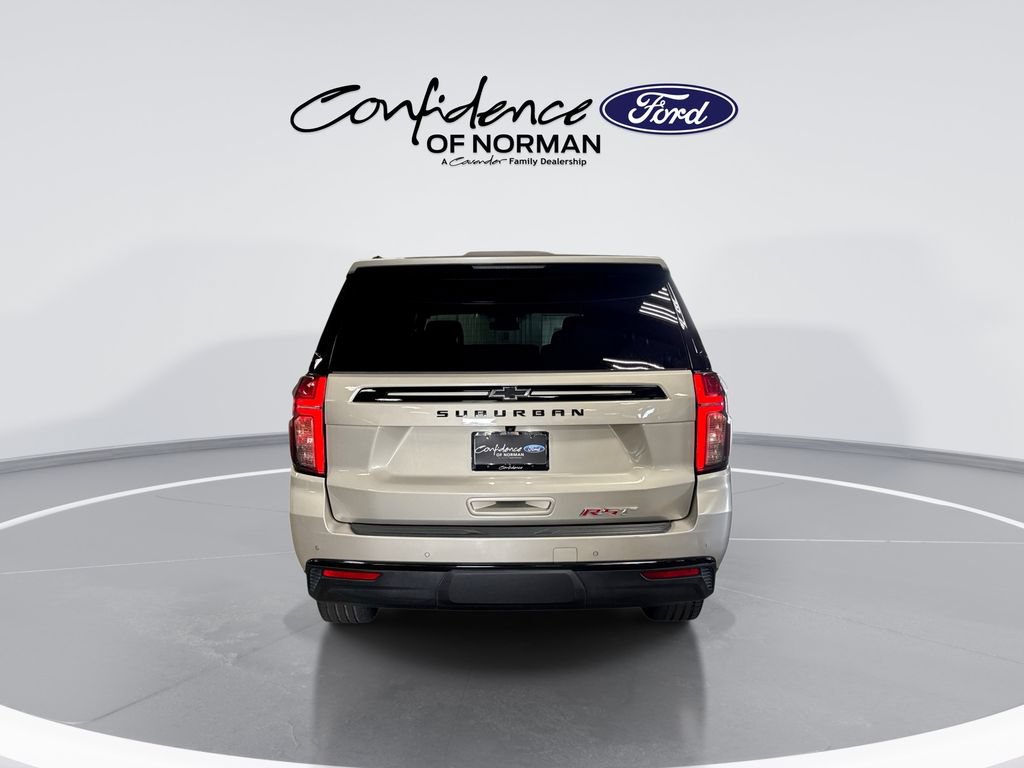 Used 2023 Chevrolet Suburban RST w/ Luxury Package RWD image 7