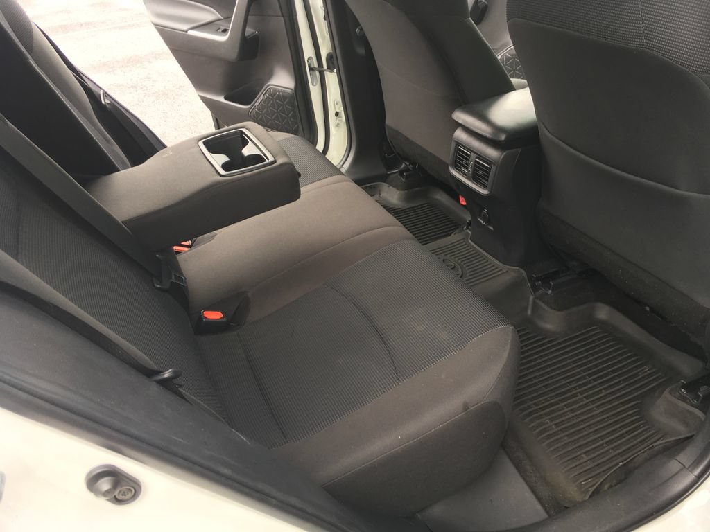 Used 2024 Toyota RAV4 LE AWD/4WD image 26