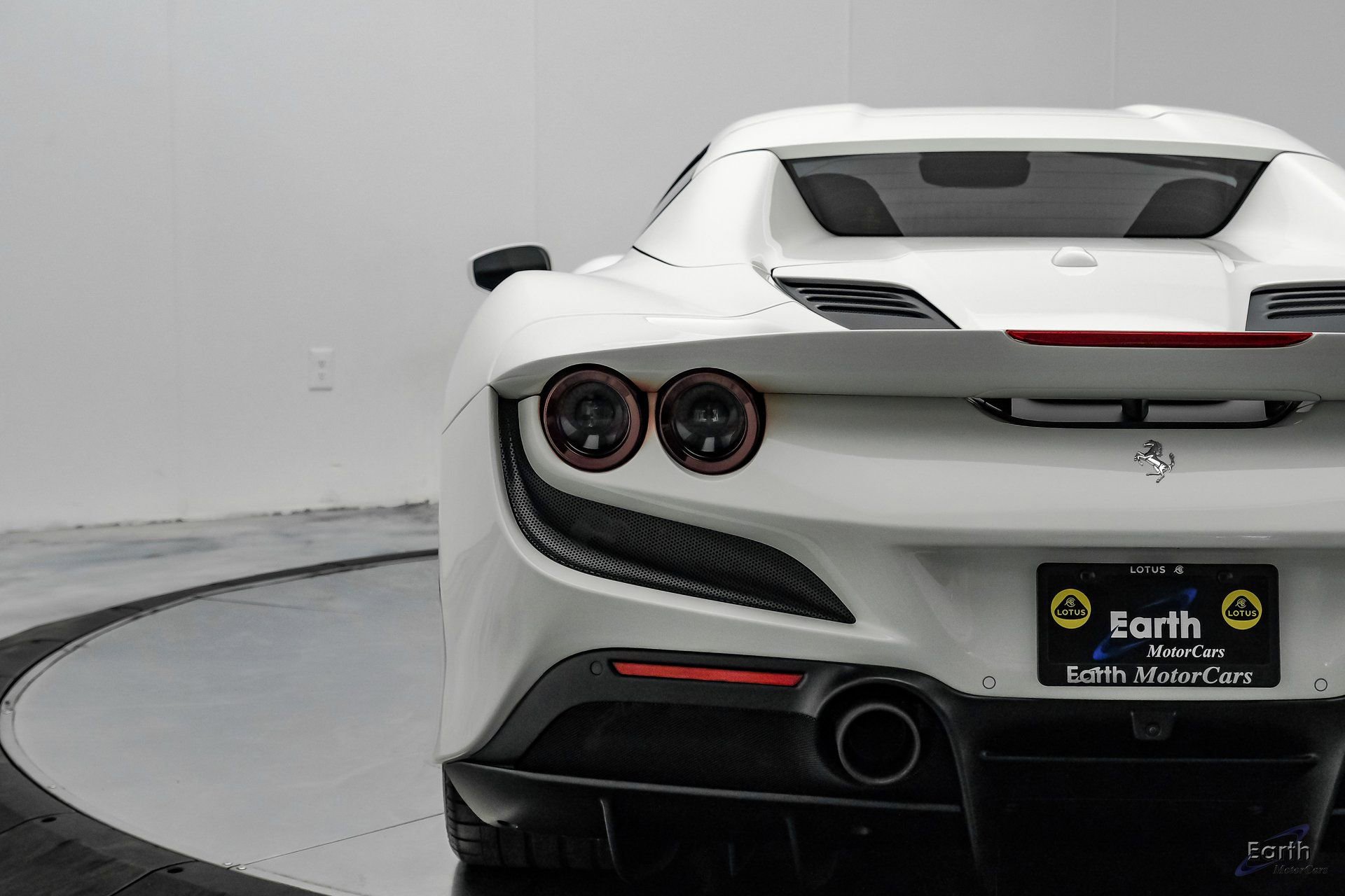 Used 2022 Ferrari F8 Tributo image 27