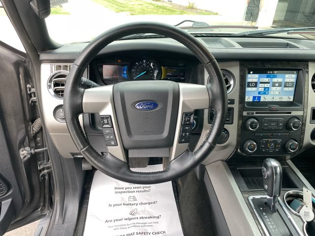 Used 2016 Ford Expedition Limited AWD/4WD image 14