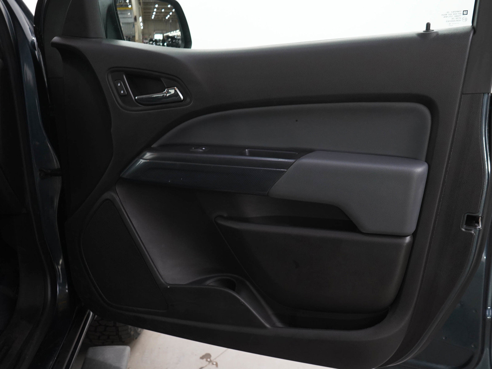 Used 2019 Chevrolet Colorado Z71 AWD/4WD image 11
