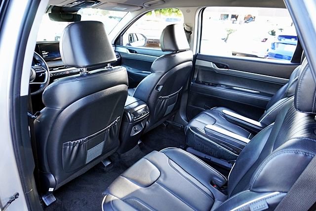 Used 2025 Hyundai Palisade SEL image 18