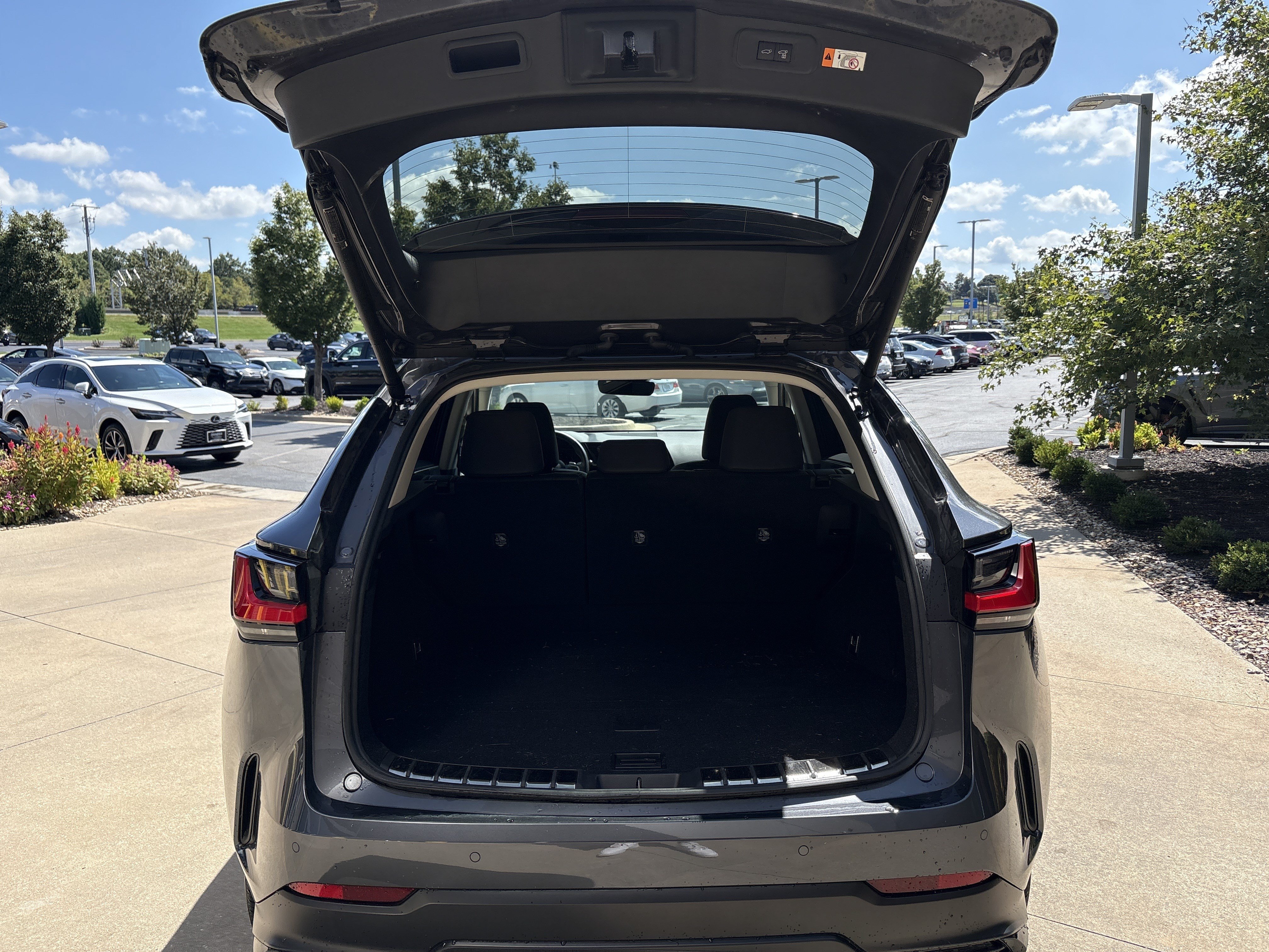 Used 2026 Lexus NX 350 AWD w/ Cold Area Package image 32