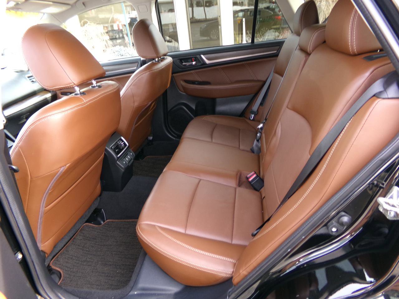 Used 2019 Subaru Outback 2.5i Touring image 4