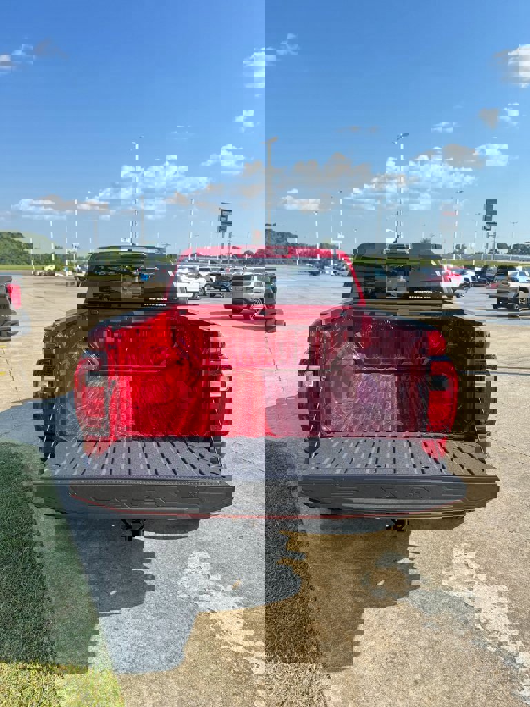 New 2026 GMC Canyon Elevation image 8