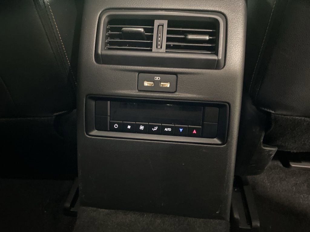 Certified 2025 MAZDA CX-90 3.3 Turbo w/ Select Package AWD/4WD image 14