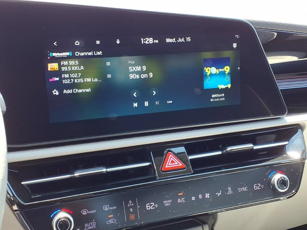 Certified 2023 Kia Niro Wind FWD image 15