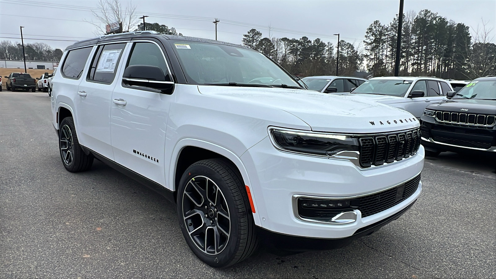 New 2025 Jeep Wagoneer L Series III image 5