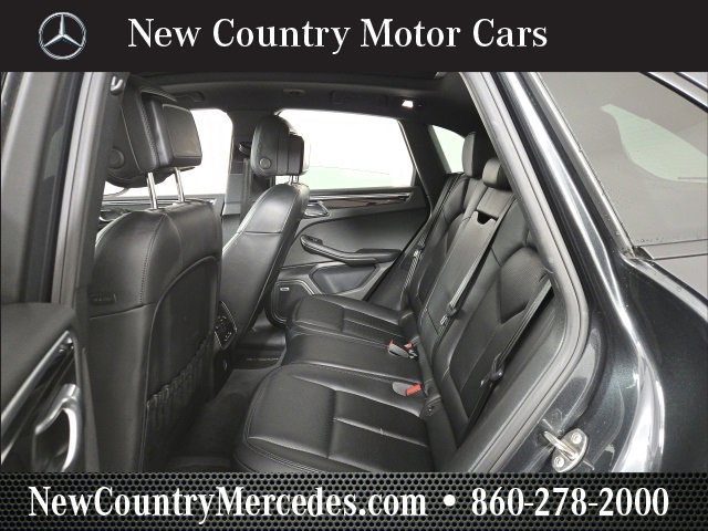 Used 2018 Porsche Macan image 14