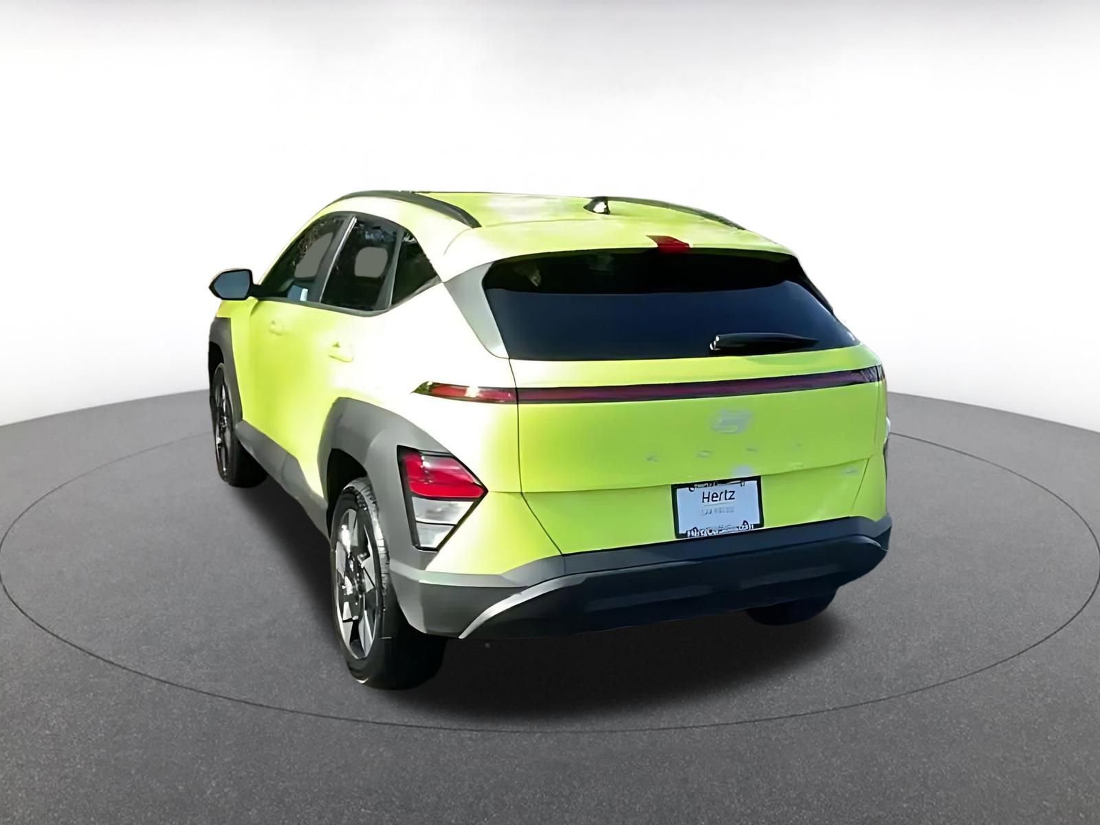 Used 2025 Hyundai Kona SEL image 12