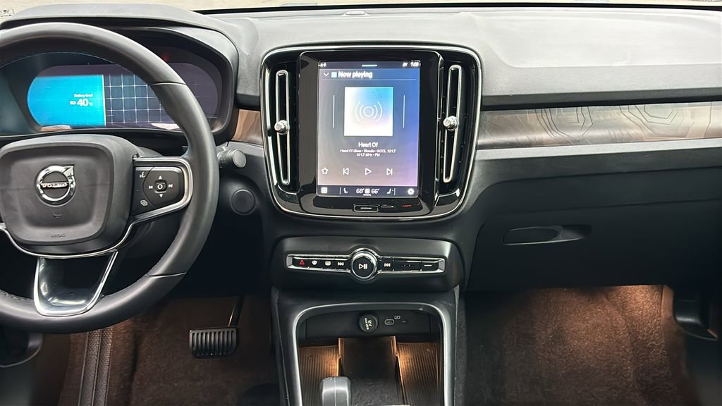 Used 2023 Volvo C40 P8 Recharge Plus AWD/4WD image 6