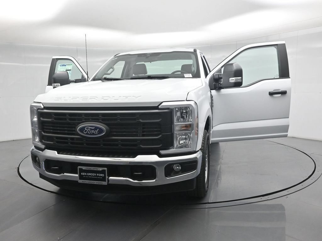 New 2026 Ford F350 XL w/ XL Chrome Package RWD image 21