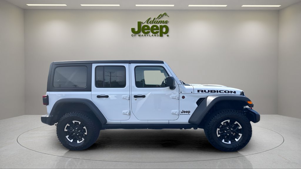 Used 2025 Jeep Wrangler Unlimited Rubicon AWD/4WD image 4