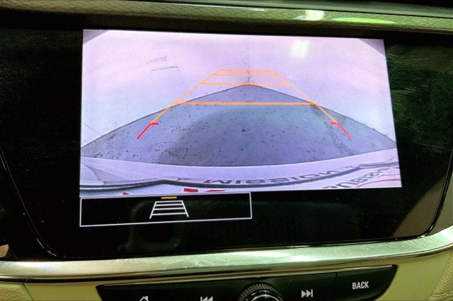 Used 2023 Buick Encore GX Select w/ Sport Touring Package image 21