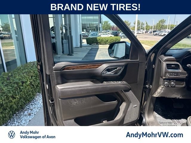 Used 2023 Chevrolet Tahoe Premier AWD/4WD image 14