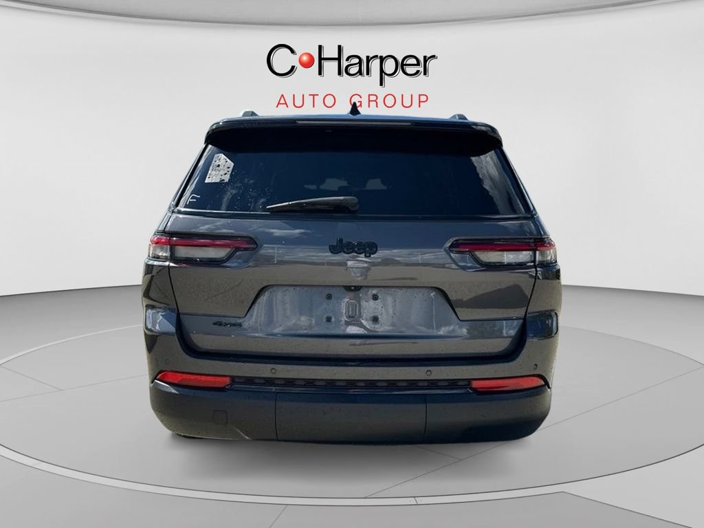 Used 2023 Jeep Grand Cherokee L Laredo AWD/4WD image 4