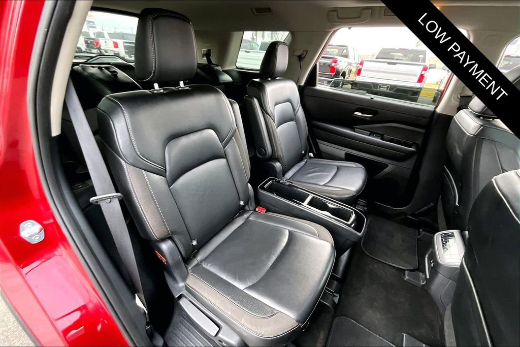 Used 2023 Nissan Pathfinder SL w/ SL Premium Package image 24