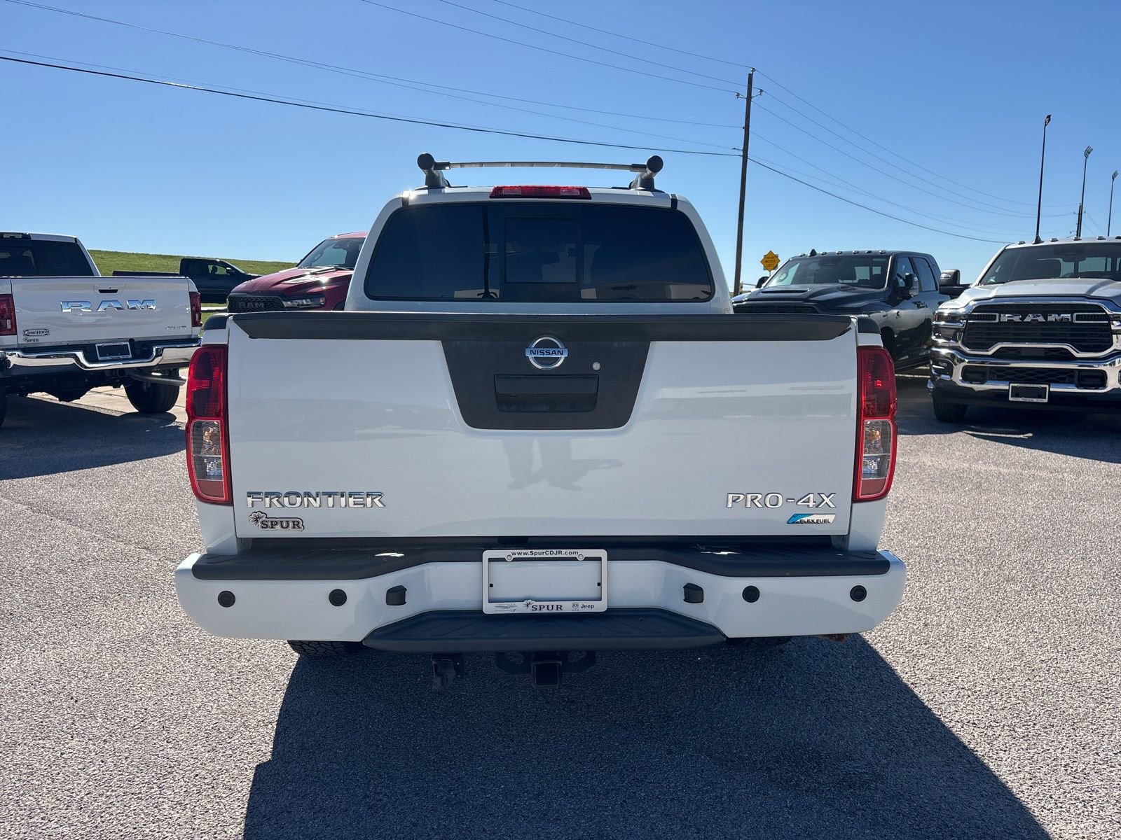 Used 2019 Nissan Frontier PRO-4X w/ Pro-4x Luxury Package image 5
