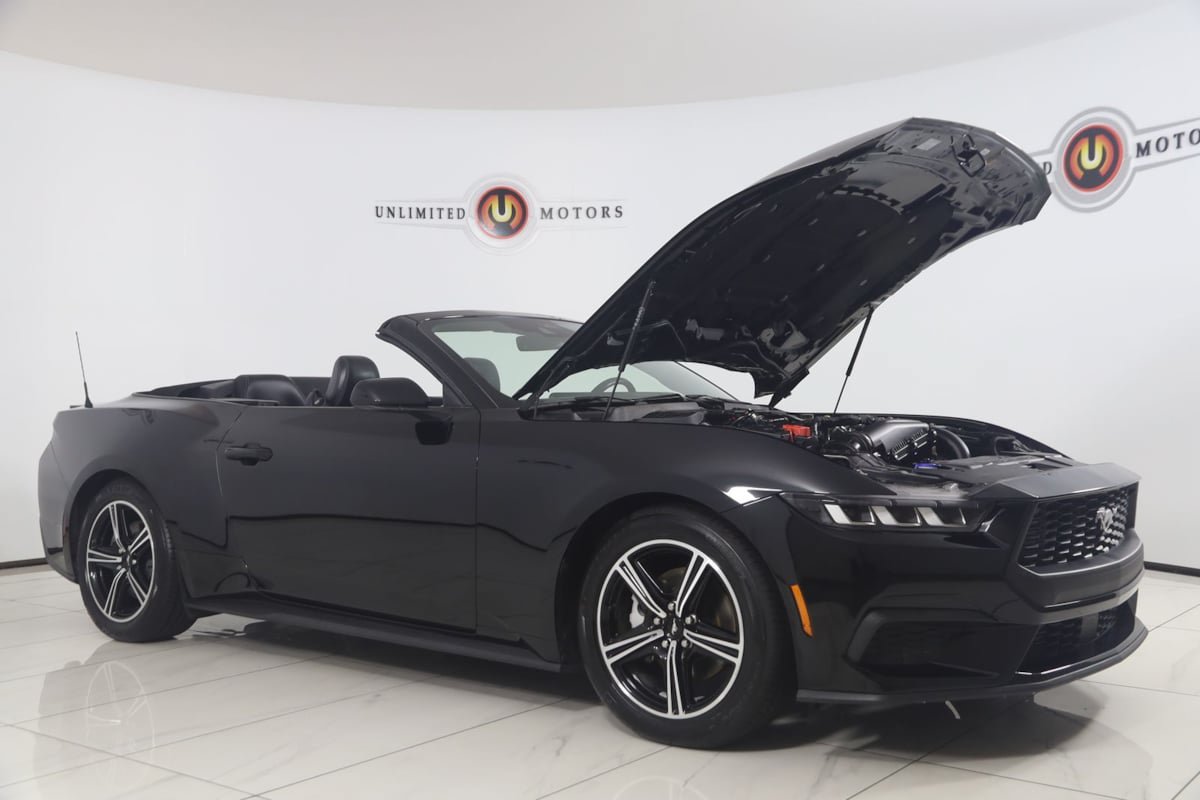 Used 2024 Ford Mustang Premium RWD image 22