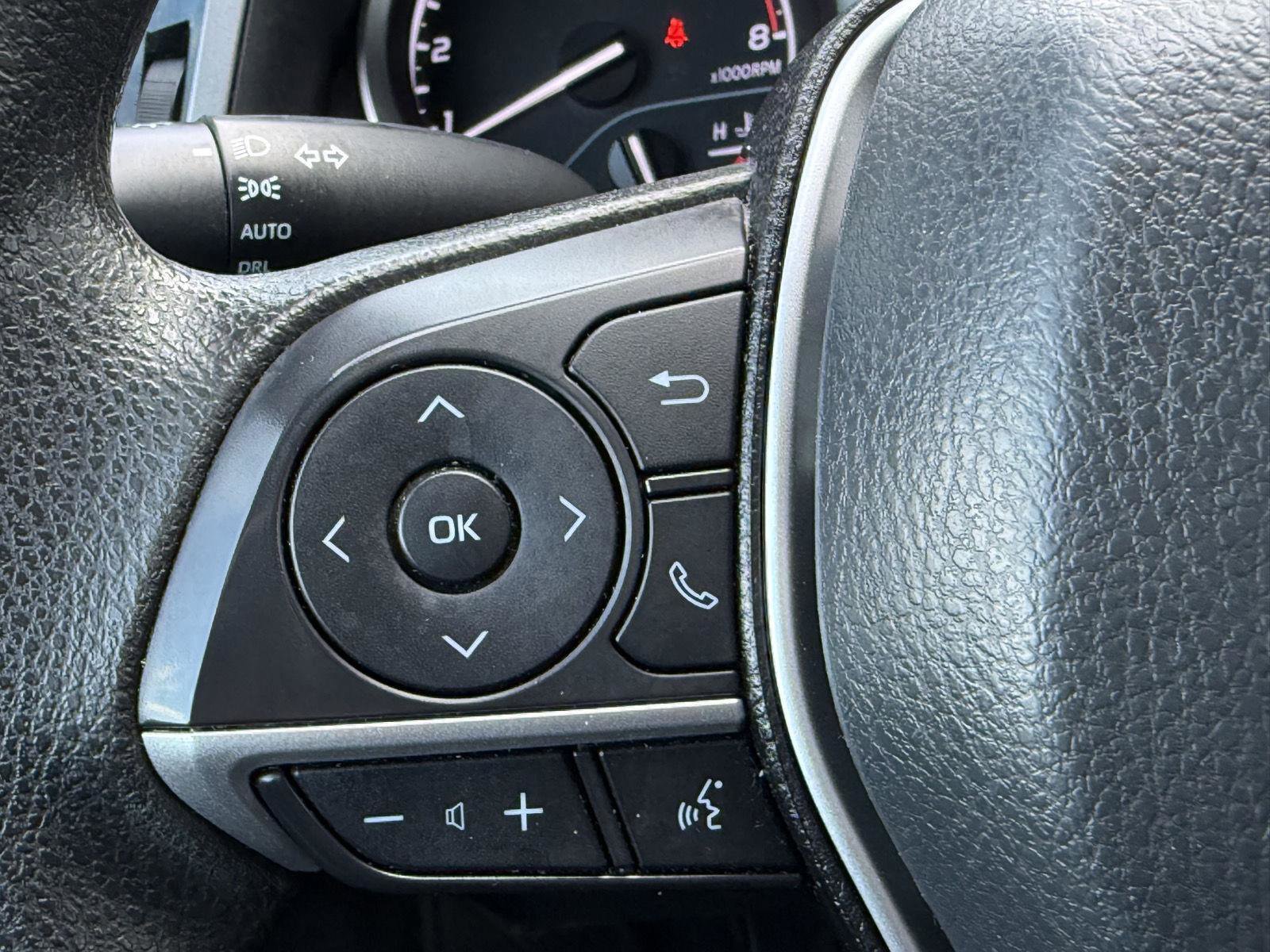 Used 2024 Toyota Camry LE FWD image 21