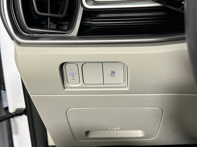 Used 2024 Kia Sorento S w/ Panoramic Sunroof Package image 19